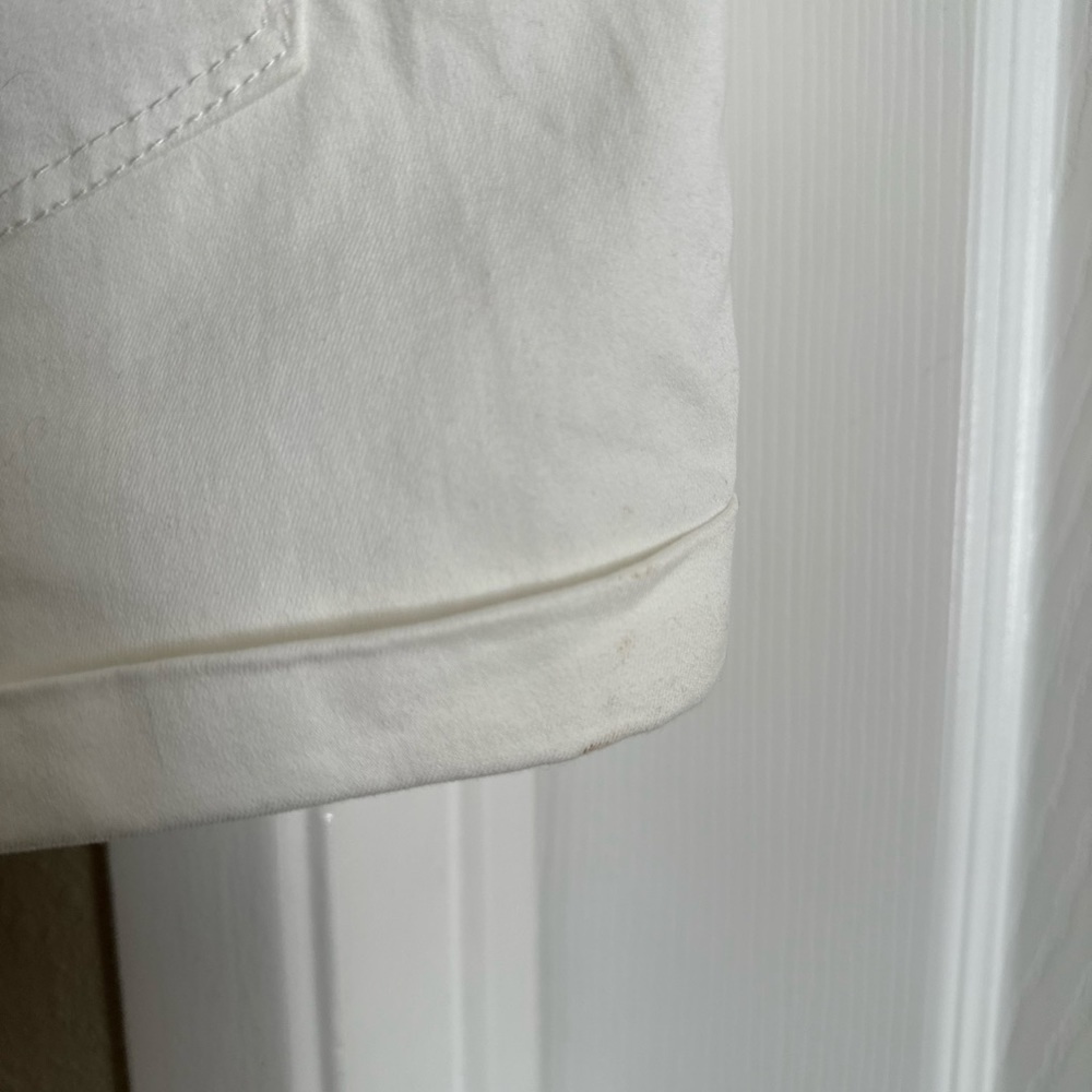 Forever 21 High Rise Ivory Shorts Size: 30 - Picture 5 of 8